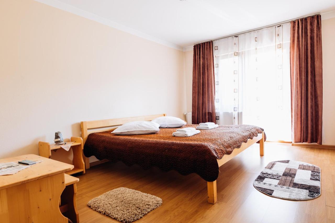 Iris 2 Bed and Breakfast Praid Exteriör bild