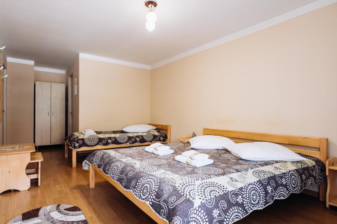 Iris 2 Bed and Breakfast Praid Exteriör bild