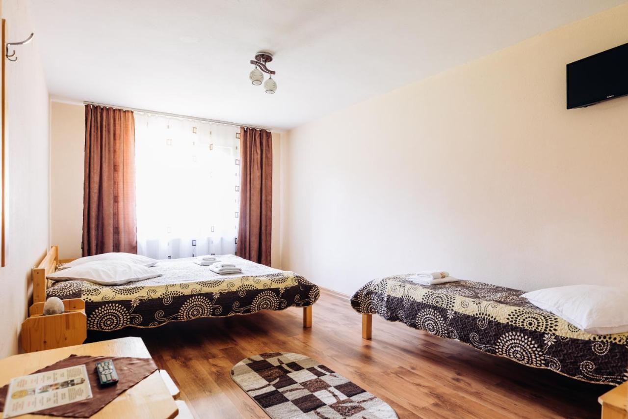 Iris 2 Bed and Breakfast Praid Exteriör bild