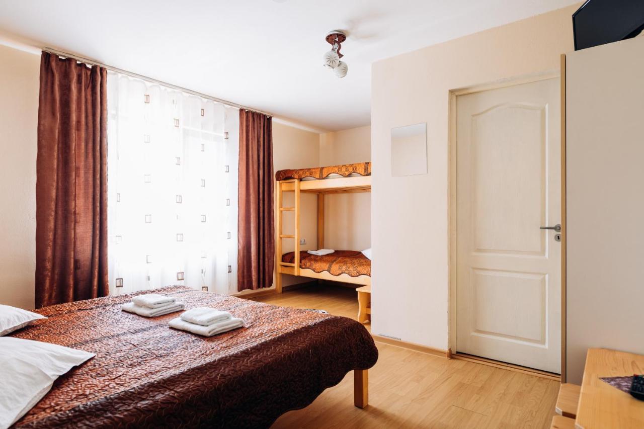Iris 2 Bed and Breakfast Praid Exteriör bild